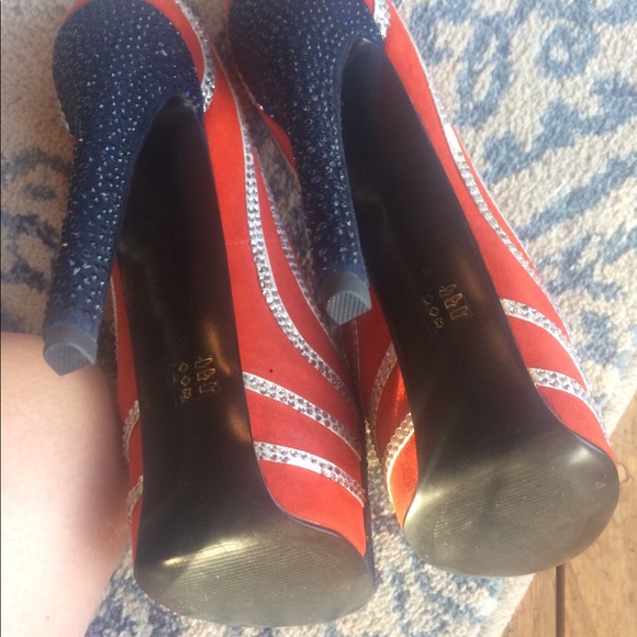 - Chinese Laundry stiletto America platform pumps - Picture 8 of 8